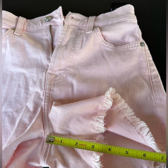 7 For All Mankind Women's Light Pink Mid Rise Distressed Jean Shorts Size 23 - Picture 8 of 12